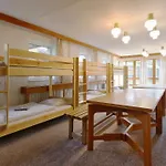 山林小屋 孜孜科瓦布达霍斯基酒店 *